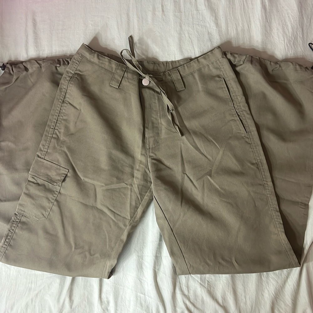 Straight leg pocket parachute pants